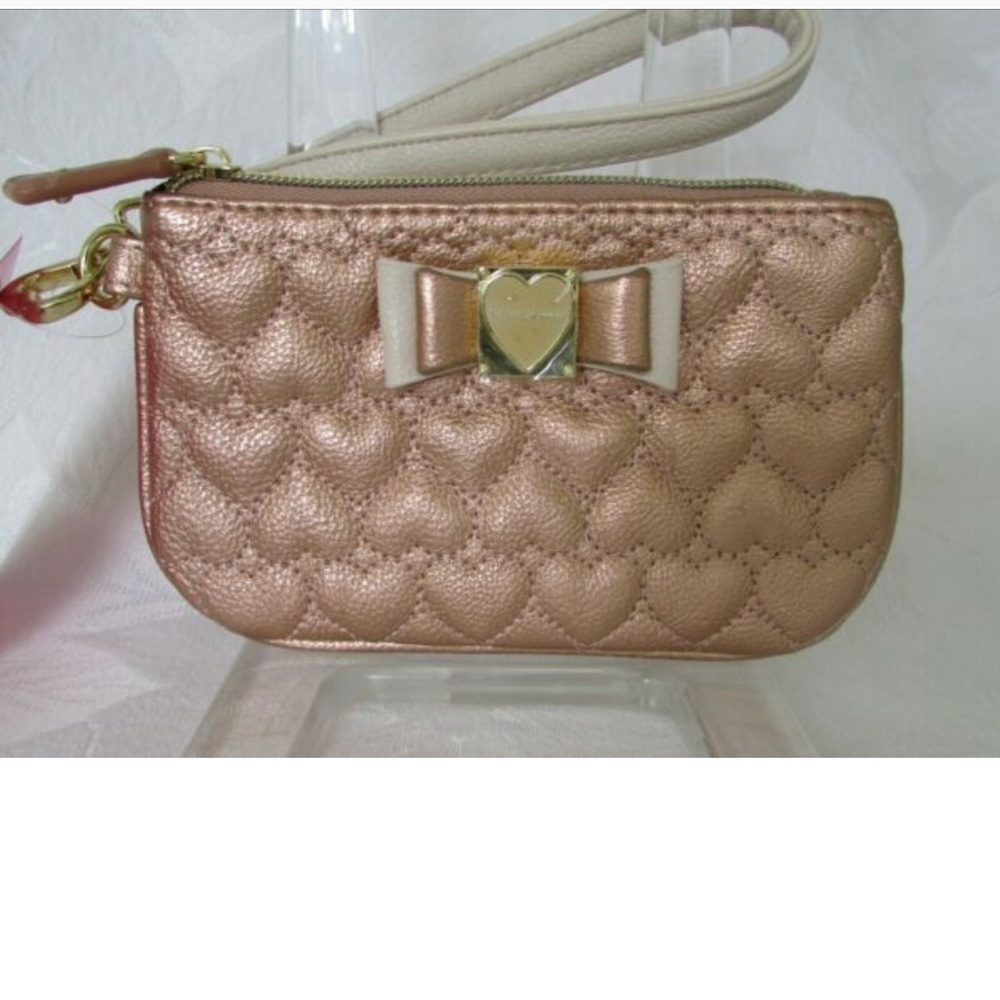 💋Betsey Johnson Rose Gold Heart Be Mine Wristlet